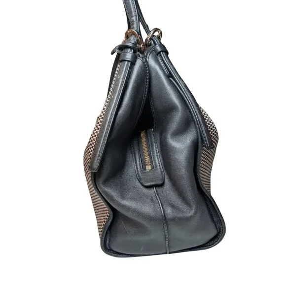 Coach Madison Carlyle Cream Black Leather Shoulder Bag Gold Hardware #32363 - Picture 7 of 16